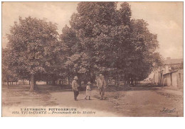 Delcampe - 63 . N°47015 . Vic Le Comte . Promenade De La Moliére - Vic Le Comte