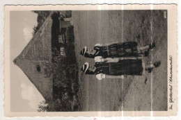 Delcampe - AK 261970 COSTUME / TRACHTEN - Germany - Im Glottertal / Schwatzwald - Trachten
