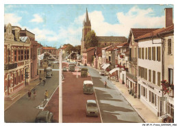 Delcampe - CW-BFP1-0784-40 - PEYREHORADE - La Place Aristide Briand - Peyrehorade