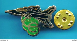 Delcampe - PIN'S //   ** AVION / M.DASSAULT / LE RAFALE / C.E / ISTRES ** - Airplanes