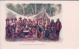 Delcampe - Indiens D'Amérique, Getting Ready For The Pow Wow, 1903 - H H Tammen, Carte Gaufrée (205) - Amerika
