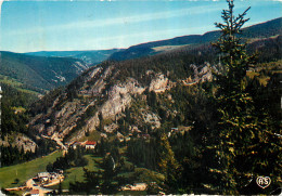Delcampe - CPM La Franche Comte Pittoresque Route De Morez Aux Rousses Jura La Vallee Des Rivieres - Franche-Comté