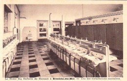 Delcampe - BREDENE Aan ZEE - BREEDENE Sur MER -  Le Home Des Enfants Du Hainaut - Une Des Installations Sanitaires - Bredene