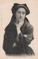 Delcampe - 29 ILE DE SEIN JEUNE FILLE DE L ILE DE SEIN   ETUDE DES COIFFES DE BRETAGN - Ile De Sein