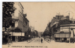 Delcampe - Charleville Magasins Reunis Et Rue Forest - Charleville