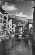 Delcampe - 74 ANNECY LE CANAL DU THIOU - Annecy