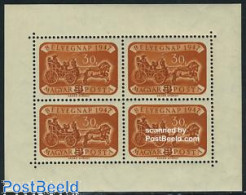 Delcampe - Hungary 1947 Stamp Day M/s (with 4 Stamps), Unused (hinged), Nature - Transport - Horses - Stamp Day - Coaches - Nuevos