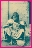 Delcampe - MADAGASCAR * HOMME JOUANT DU LOKANGA * 1929 - Madagascar