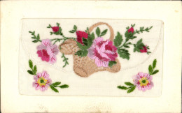 Delcampe - CPA Fantaisie Toilee Fleurs - Bestickt