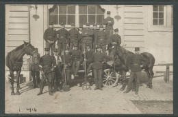 Delcampe - Carte P De Suisse ( Groupe De Militaires / Endoit Inconnu ) - Kasernen
