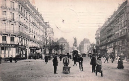 Delcampe - 75 - PARIS -  Rue Du Temple Et Place De La République - Paris (03)