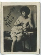 Delcampe - CIGARETTES MELIA - Anonyme, Assise Banquette , Seins Découverts - Dos Vierge - Melia