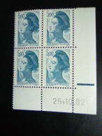 Delcampe - Coin Daté Liberté 5 F Bleu De 1982 N°2190 ** - 1980-1989