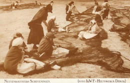 Delcampe - Scheveningen  Nettenboetsters Filets Peche Ramandage Ravaudage 41 (scan Recto-verso)MA2144Ter - Scheveningen