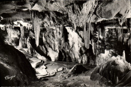 Delcampe - CPM Grottes De Betharram Salle Des Lustres Et Bassin Des Naiades - Lestelle-Bétharram