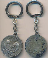 Delcampe - Porte-clefs Métallique 2 DAUPHINS Xèmes Jeux Olympiques D'Hiver De GRENOBLE 1968  Olympic Games 68 LE PROPHÈTE Grenoble - Sonstige & Ohne Zuordnung