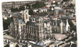 Delcampe - EVREUX: La Cathédrale Vue Aérienne 10X15 - Très Bon état - Evreux