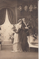 Delcampe - COUPLES - Paare