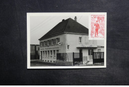 Delcampe - MILITARIA - Carte Postale - Général De Gaulle - La Poste De Colombey Les 2 Eglises - L 35373 - Personen