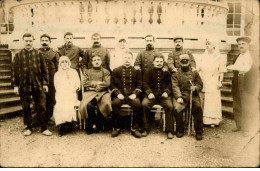 Delcampe - MILITARIA - Carte Postale Photo D'un Groupe De Blessés Avec Infirmières - L 116858 - Weltkrieg 1914-18