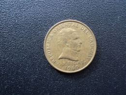 Delcampe - URUGUAY : 10 CENTÉSIMOS   1960   KM 39    SUP 55 - Uruguay