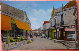 Delcampe - CARTE FOURAS - 17 - RUE DES HALLES -SCAN RECTO/VERSO -10 - Fouras-les-Bains