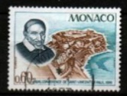 Delcampe - MONACO  -  1976 .  Y&T N° 1067 Oblitéré  . St-Vincent De Paul . - Usados
