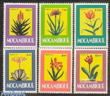 Delcampe - Mozambique 1985 Medical Plants 6v, Mint NH, Health - Nature - Health - Flowers & Plants - Mozambique