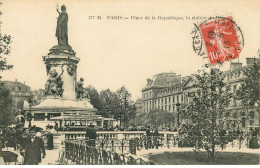 Delcampe - PARIS    Place De La Republique La Station Du Metro - Pariser Métro, Bahnhöfe