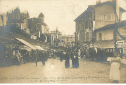 Delcampe - AIN  ARS ( Carte Photo) Souvenir Des Fetes De La Béatification Du Bienheureux J.B.M VIANNEY - Ars-sur-Formans
