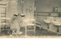 Delcampe - COTES D'ARMOR   GUINGAMP  Hopital  Salle D'opération - Guingamp