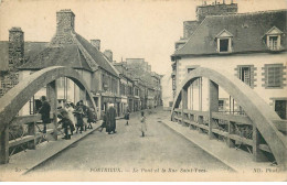 Delcampe - COTES D'ARMOR   PONTRIEUX   Le Pont Et La Rue Saint Yves - Pontrieux