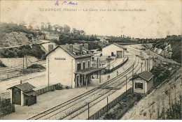 Delcampe - RHONE  LIMONEST  La Gare Vue De La Route Nationale - Limonest