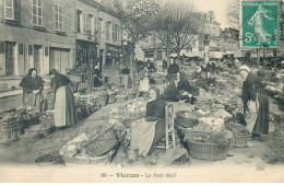 Delcampe - CHER  VIERZON  Le Petit Mail  ( Marché ) - Vierzon