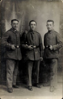 Delcampe - Photo CPA Deutsche Soldaten In Uniformen, Standportrait - Sonstige & Ohne Zuordnung