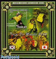 Delcampe - Mozambique 2001 World Cup Football S/s, Barthez, Mint NH, Sport - Football - Mosambik