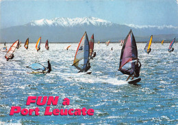 Delcampe - 11 PORT LEUCATE Planches à Voile Devant Les Montagnes (Scan R/V) N° 32 \MR8076 - Leucate