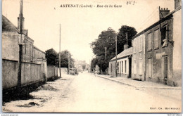 Delcampe - 45 ARTENAY - Vue De La Rue De La Gare. - Artenay