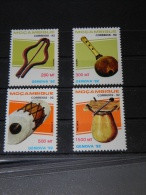 Delcampe - Mozambique - 1992 Musical Instruments MNH__(TH-5637) - Mosambik