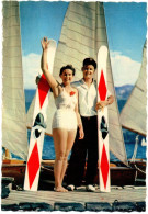 Delcampe - Pin-Ups : Couple En Pose -  - Sport - Ski Nautique - Pin-Ups