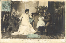 Delcampe - CPA Ses Plaisirs Du Menage L'enfant Femme - Frauen