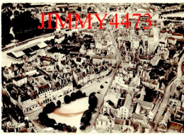 Delcampe - GUINGAMP (C.-du-N.) Vue Aérienne En 1955 - Place Du Centre, L' Eglise Et Le Lycée - N°714 - Imp COMBIER - Guingamp