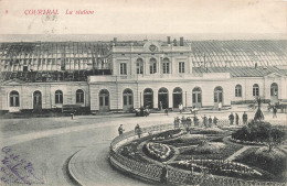 Delcampe - [-20%] BELGIQUE - Courtrai - La Station - Bâtiment - Façade - Jardin - Attelage Cheval - Animé - Carte Postale Ancienne - Kortrijk