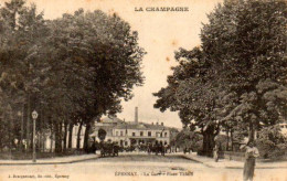 Delcampe - Epernay LA Gare Place Thiers - Epernay