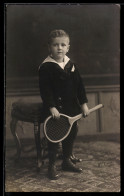 Delcampe - Foto-AK Kleiner Junge Mit Tennisschläger - Tennis