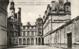 Delcampe - CPA Chambord Le Chateau L'Aile Francois 1er Depuis Le Chateau Appartient A Monseigenur - Chambord