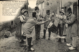 Delcampe - CPA Gars De Falaise Et Ieurs Lanternes Folklore Costume - Falaise