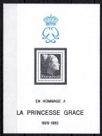 Delcampe - Bloc-feuillet Monaco 1983 Hommage à La Princesse Grace - Blocks & Sheetlets
