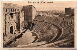 Delcampe - Cpa Orange Intérieur Du Théâtre Romain - Orange