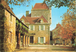 Delcampe - 24 DOMME LA MAISON DU GOUVERNEUR ET HALLE - Domme